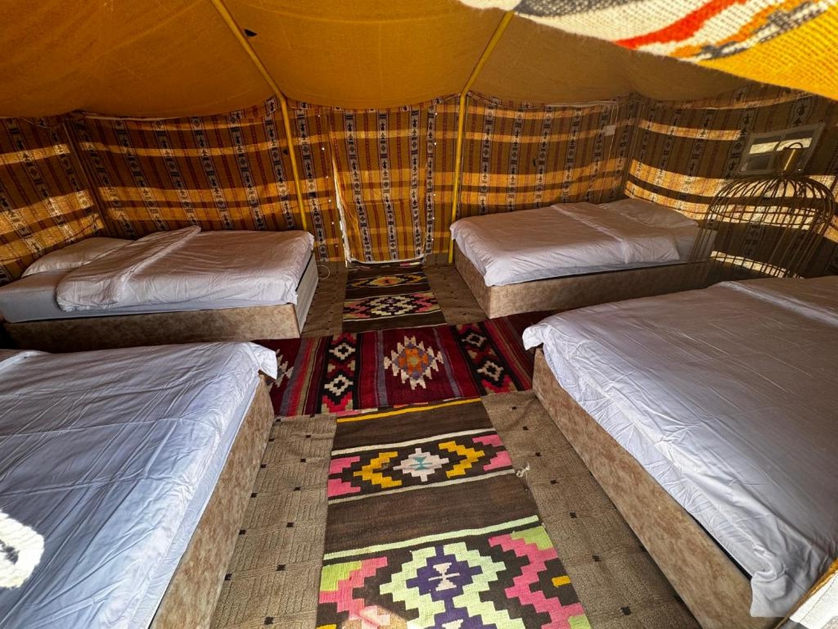Arab desert camp wahiba sand sharqiyah sand dunes Bidiyah Oman 12