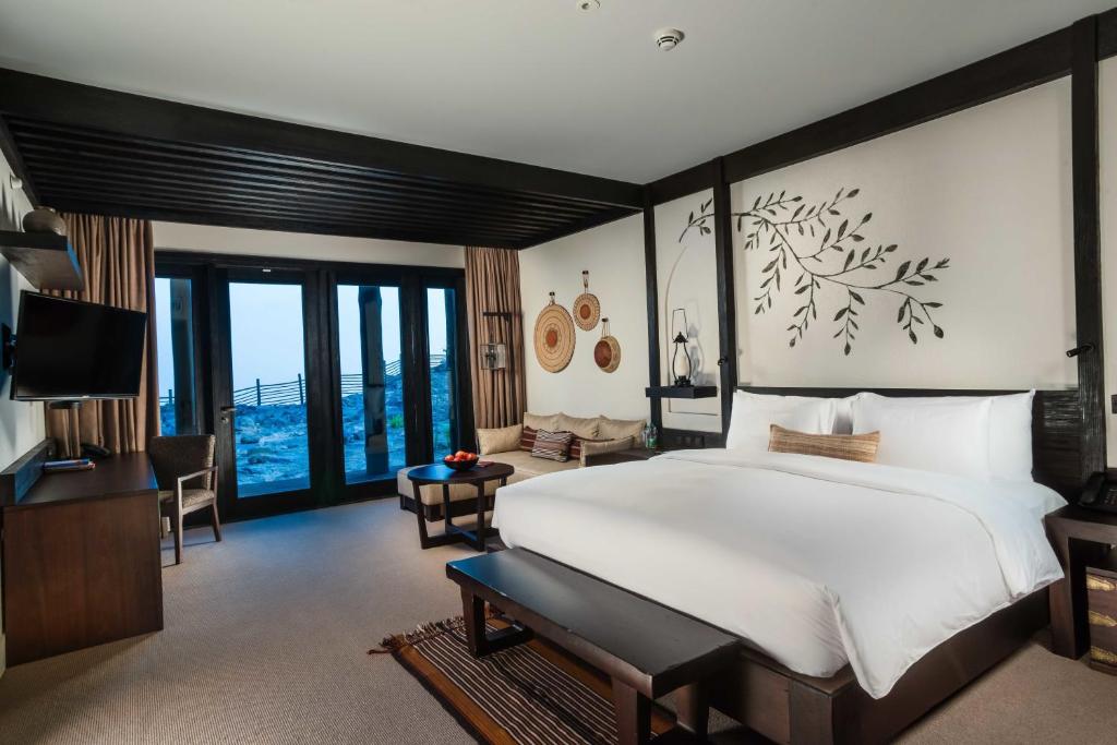 King Room with View al laila
